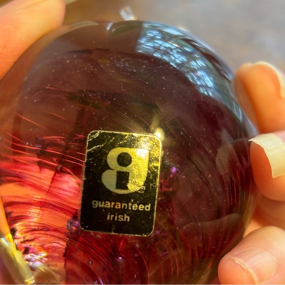 VTG Kerry Glass Purple Plum Apple Ireland Paperweight Swirl NOS - Picture 12 of 14
